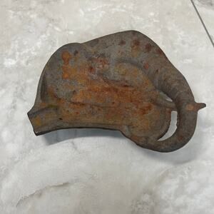 Vintage Cast Iron Elephant Dish Trinket bowl
